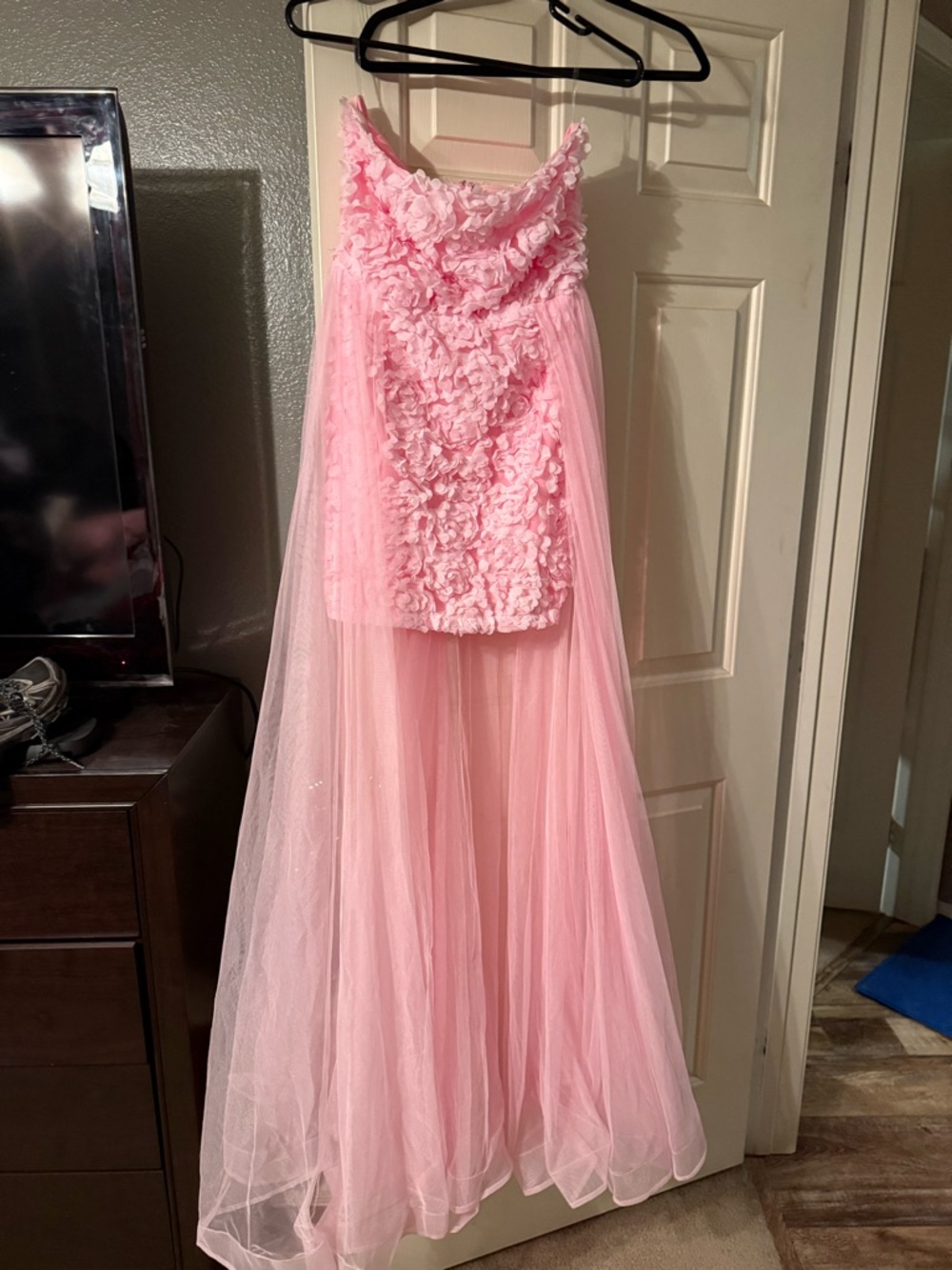 Pink Floral Appliqué Tulle Evening Dress